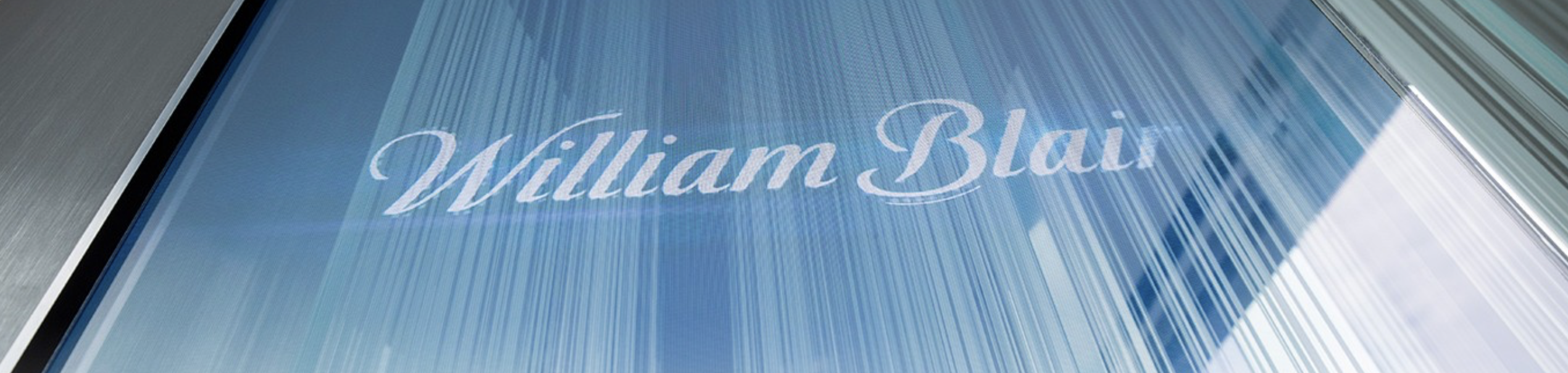 Investment Banking Vice President, Debt Advisory (m|f|x) Hero Image