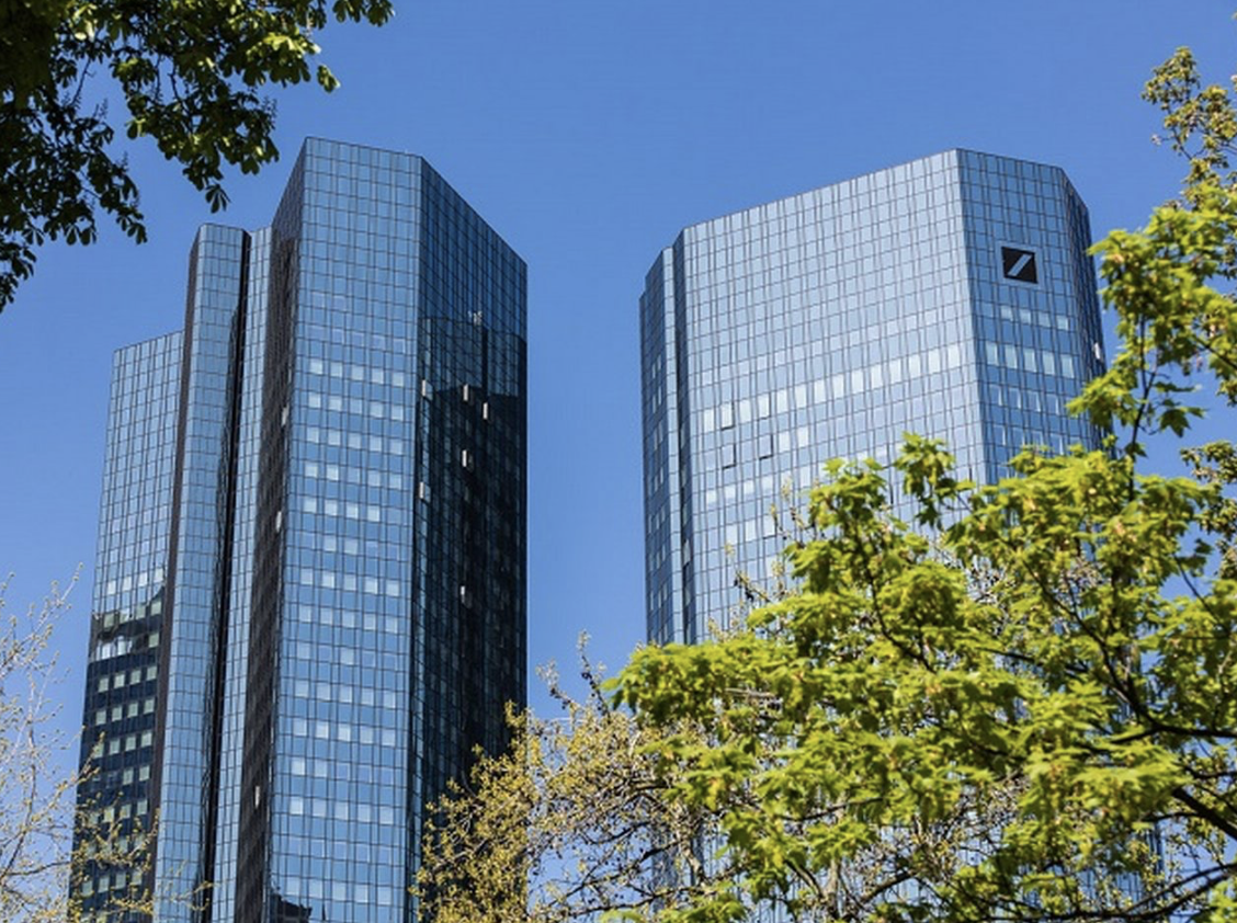 VP, Wealth Management Specialist (m|f|x) Hero Image